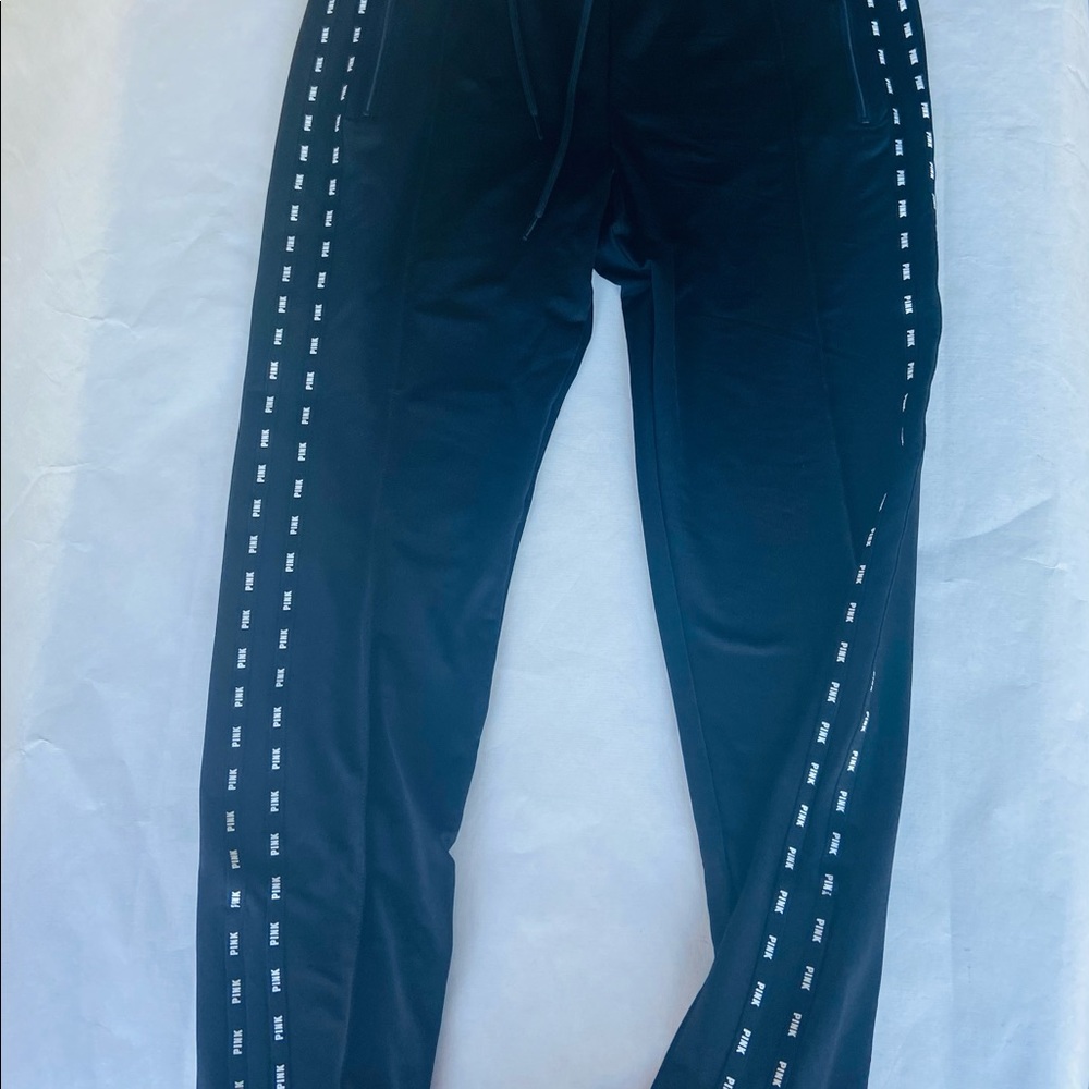 Vs pink skinny jogger